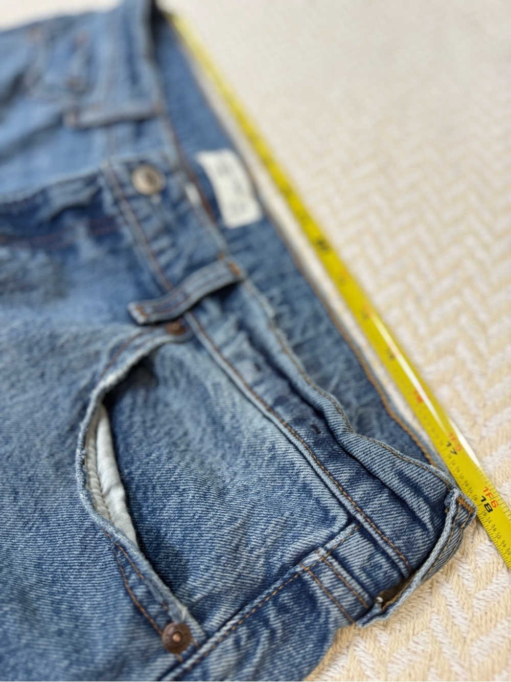 Abercrombie & Fitch Curve Love Baggy Low Rise Jeans Size 32 Regular - Picture 8 of 13